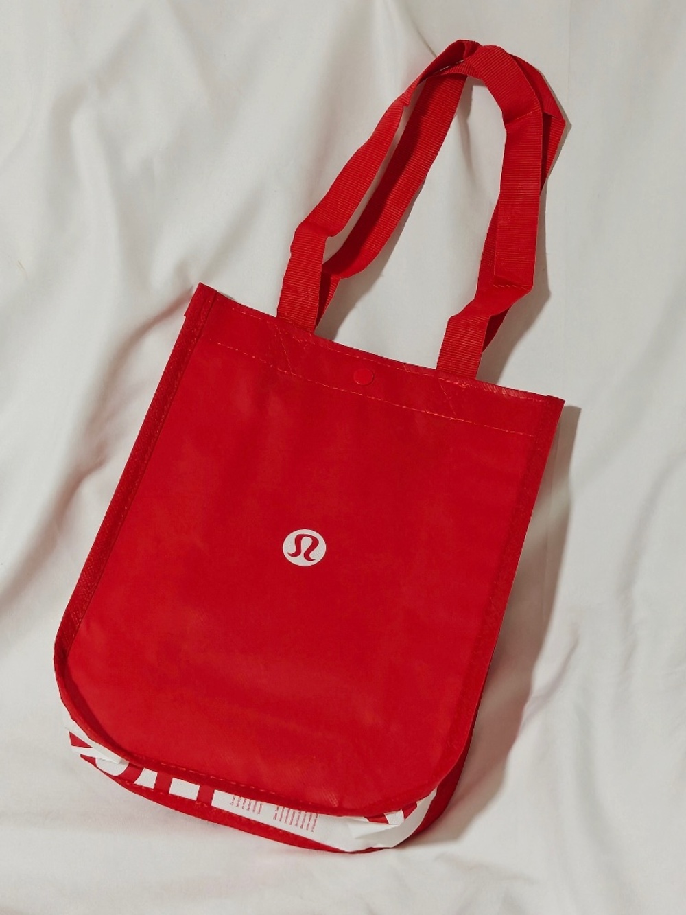 Lululemon Small Reusable Tote Bag Womens Red And White With Snap Closure